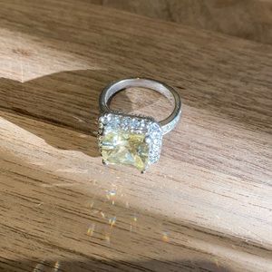 Imitation Yellow Diamond Ring (Size 5)